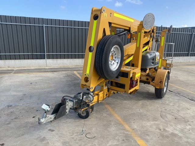 Hire HAULOTTE HTA13P TRAILER BOOM - Applicable fields - Maintenance &amp; Renovation, Plumbers, Electricians.