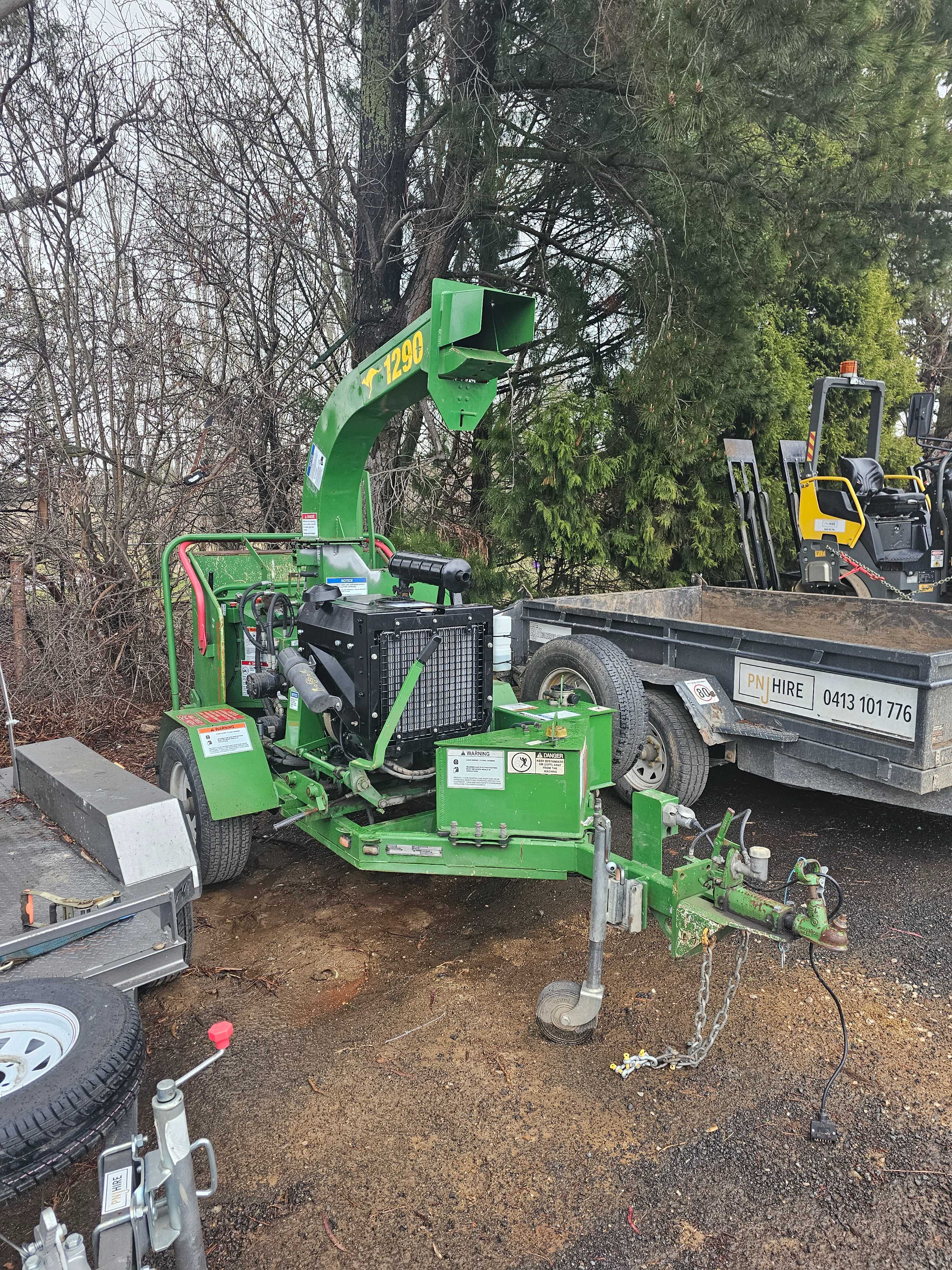Hire 9 Inch (230mm) Diesel Wood Chipper 