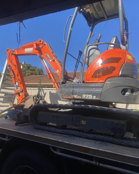 Mini Excavators available for hire
