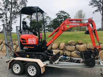 Hire 1.7 Tonne Kubota mini excavator