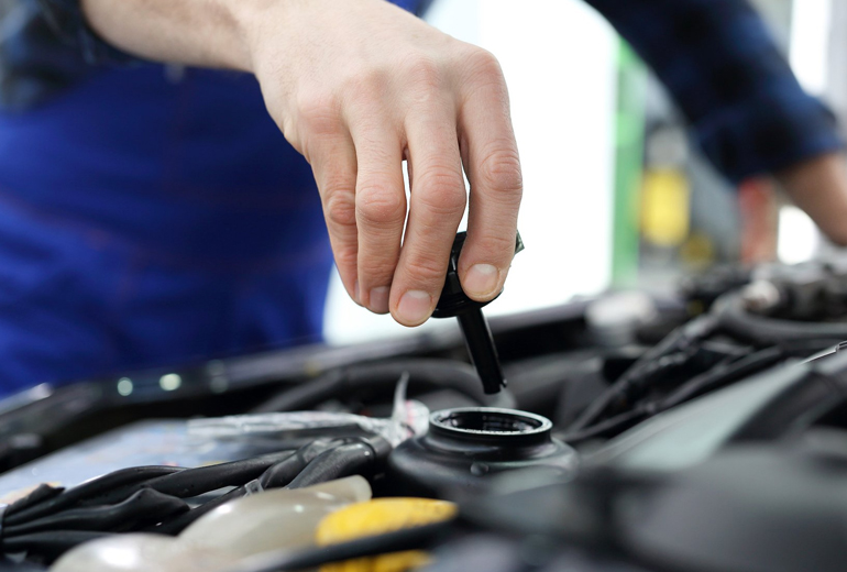Hire Memmott’s Automotive