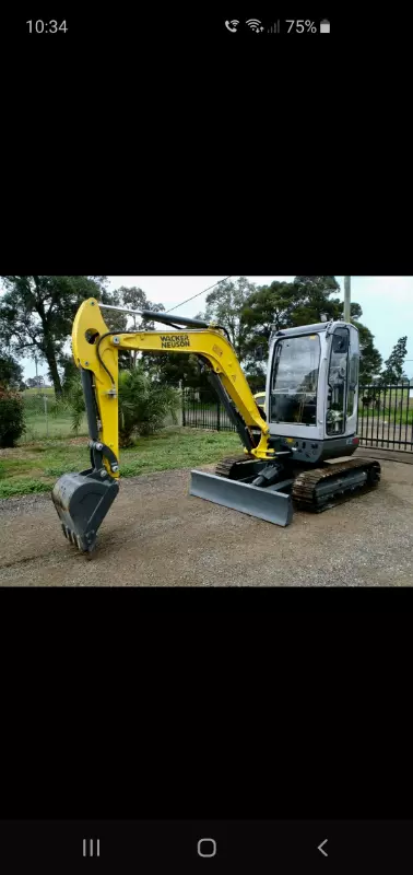 Hire 3.8T Excavator and Tipper